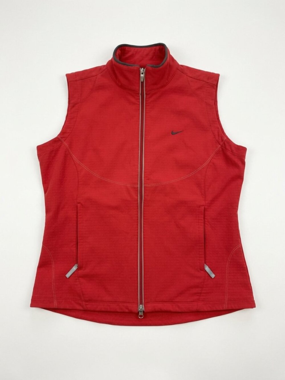 NIKE Sphere Pro - Red Sleeveless Full-Zip Running Vest with Contrast Trim Large